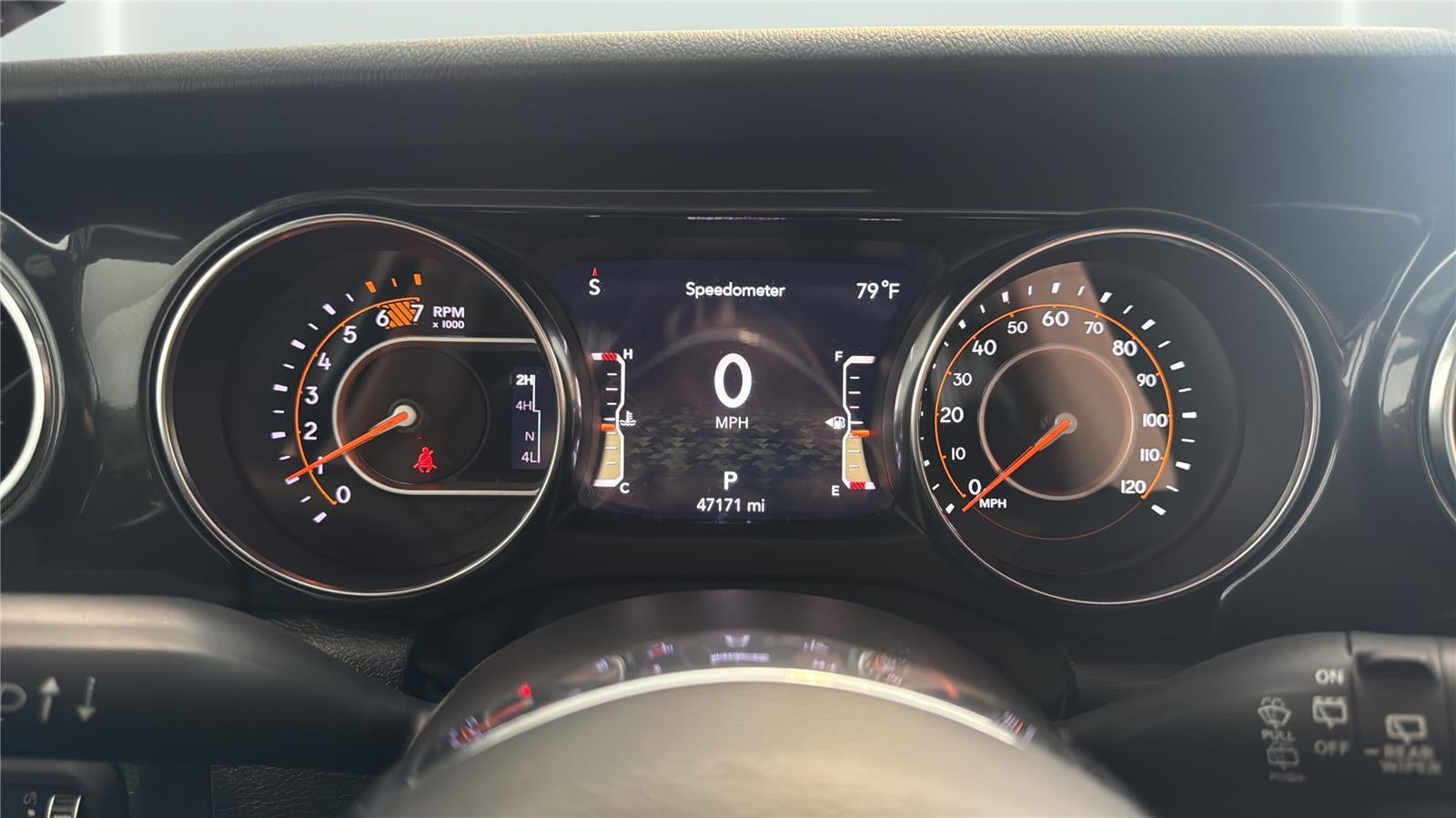 2023 Jeep Wrangler Sahara Altitude