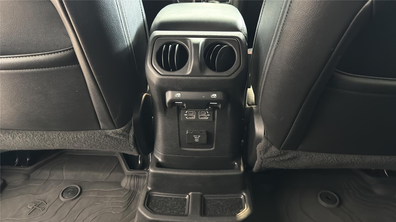 2023 Jeep Wrangler Sahara Altitude