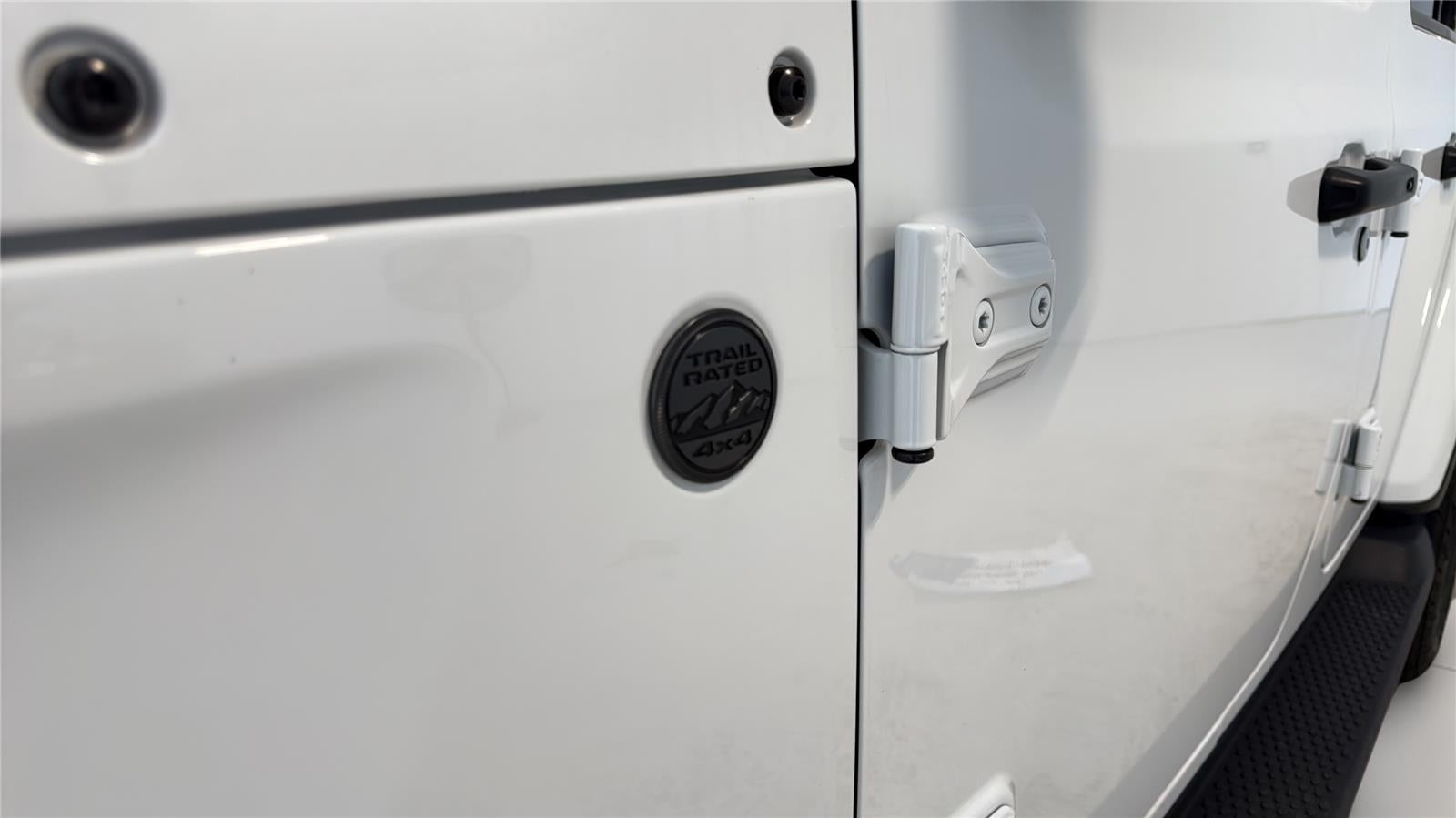 2023 Jeep Wrangler Sahara Altitude