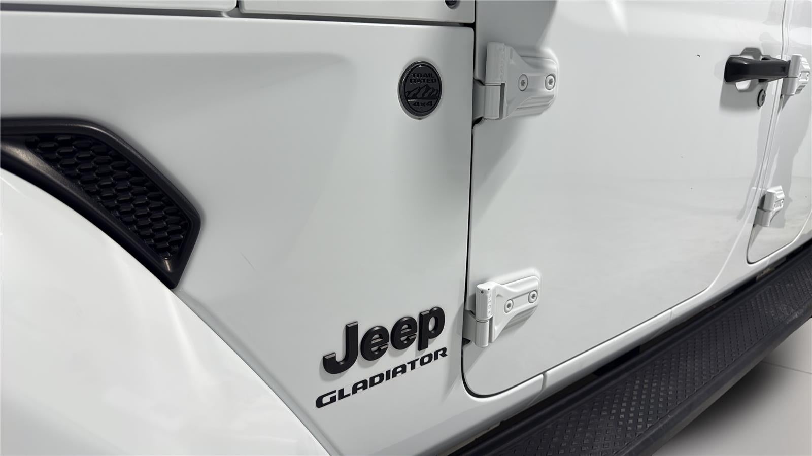 2022 Jeep Gladiator Sport S