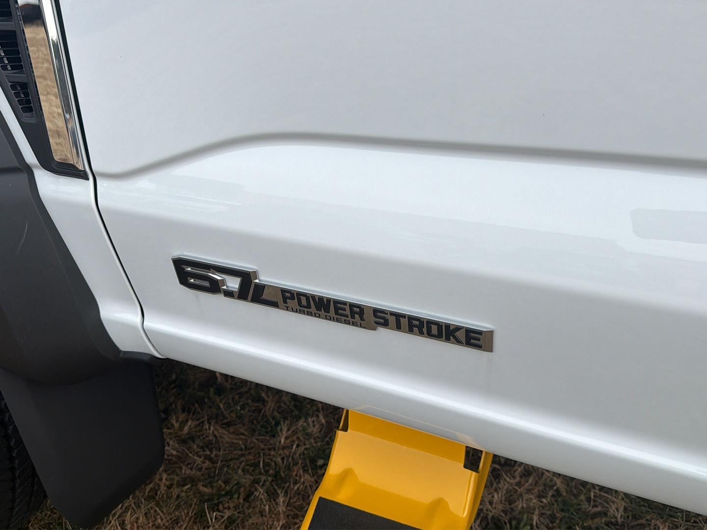 2026 Ford Chassis Cab XL