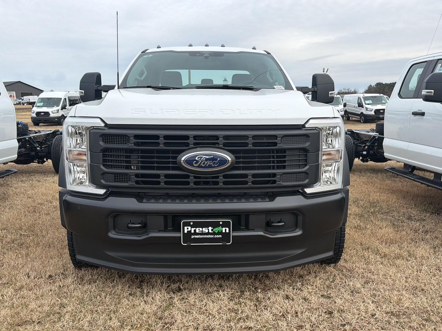 2026 Ford Super Duty F-550 DRW XL