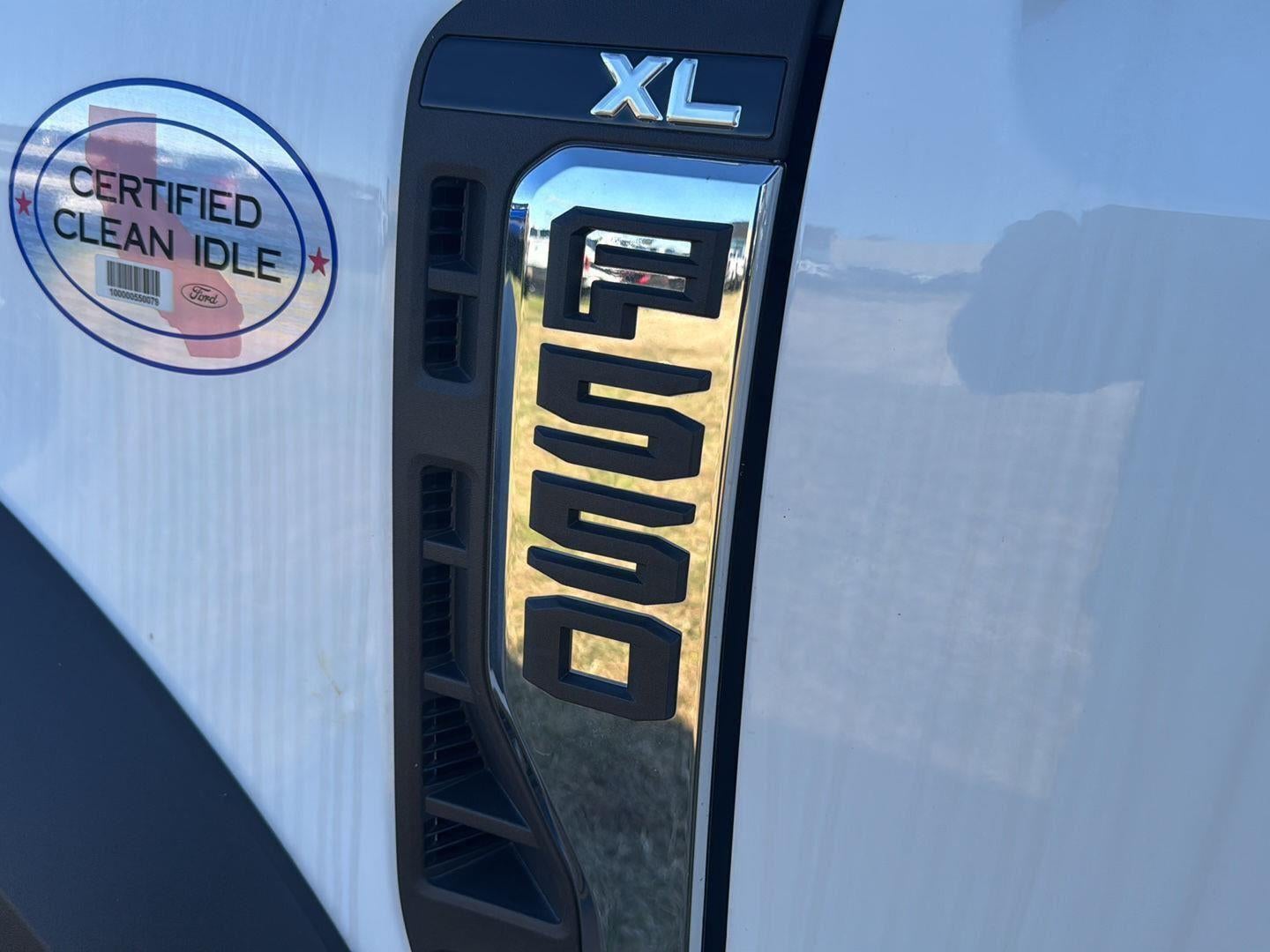 2024 Ford Super Duty F-550 DRW 12' RUGBY HEAVY DUTY LANDSCAPE DUMP, MANUAL TARP, DROP DOWN COMBO HITCH, 48" UNDERBODY TOOLBOX