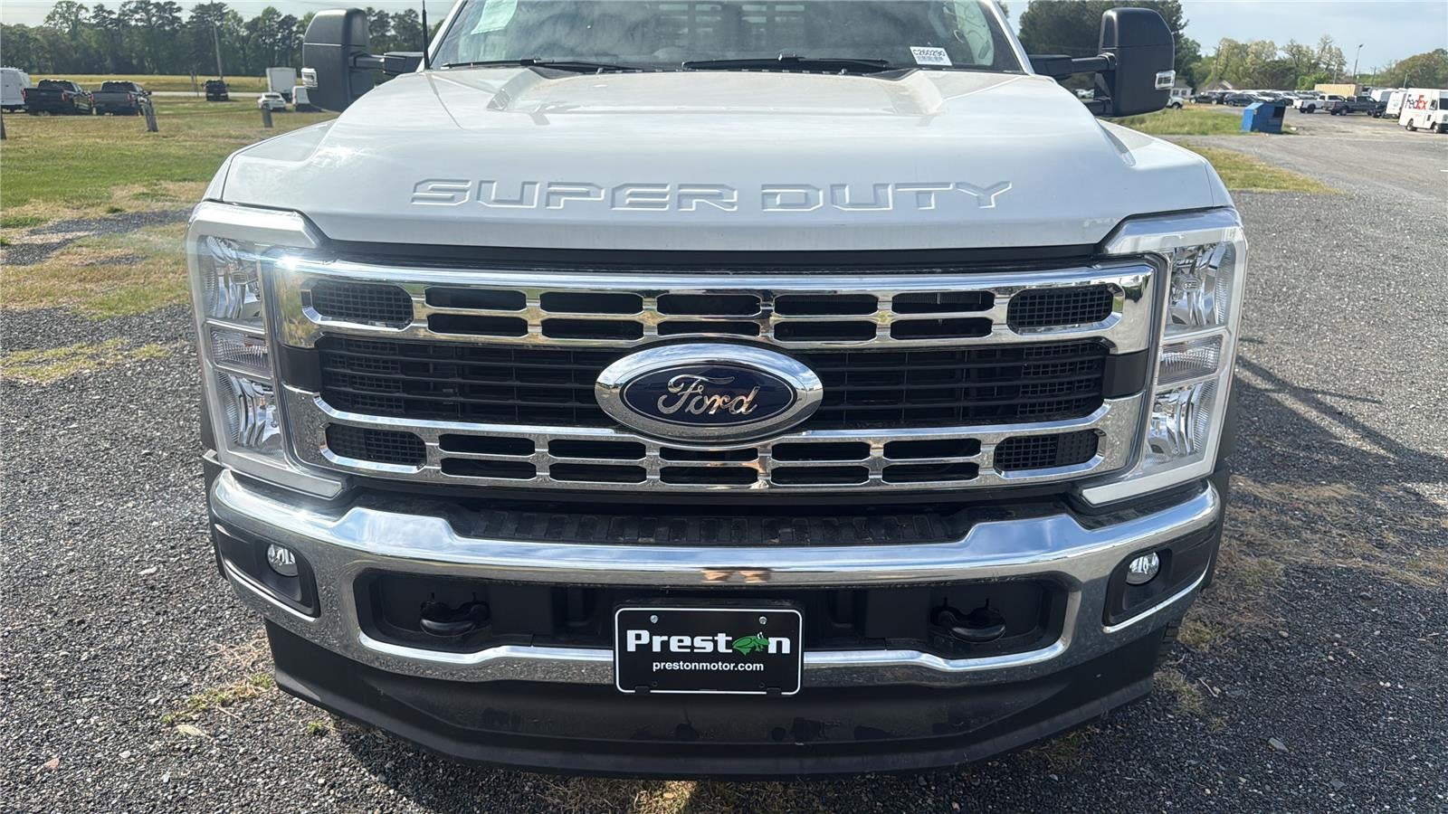 2026 Ford Super Duty F-550 DRW 12' DEJANA DYNA-PRO CONCRETE BODY PACKAGE, FULL COMBO HITCH,