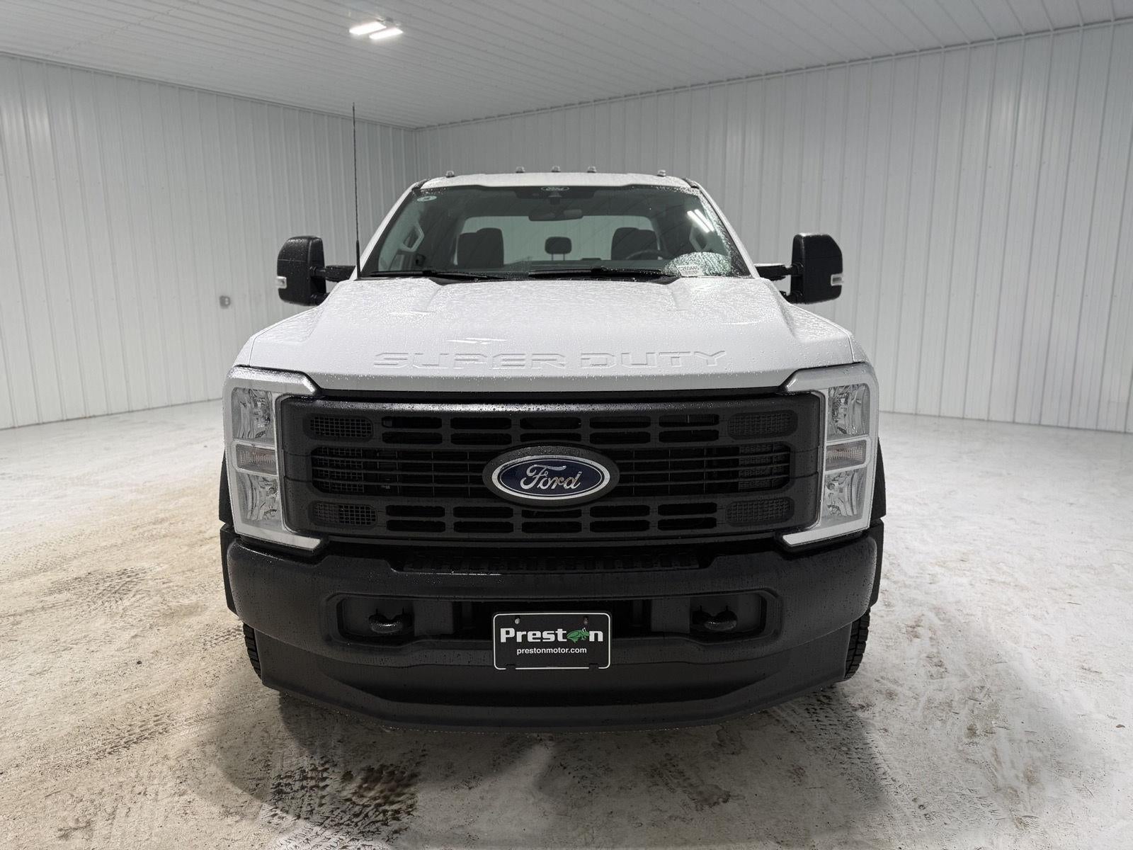 2026 Ford Super Duty F-550 DRW XL CHASSIS ONLY