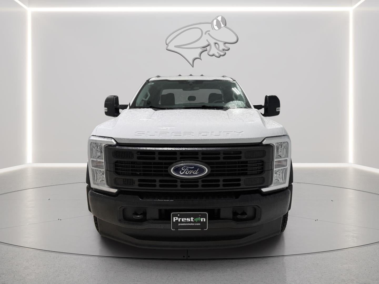 2026 Ford Super Duty F-550 DRW XL CHASSIS ONLY