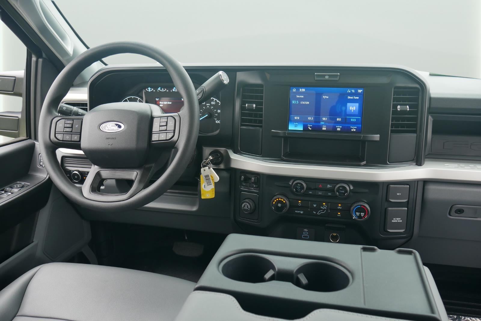 2025 Ford Super Duty F-250 8' KNAPHEIDE SERVICE BODY, SPRAY IN LINER, CLASS V HITCH