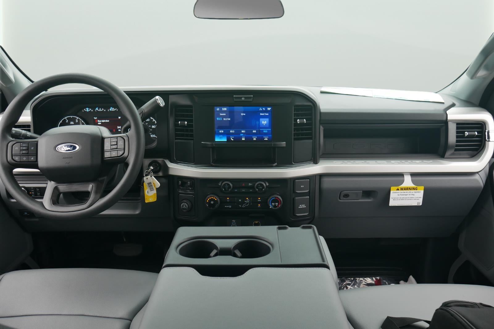 2025 Ford Super Duty F-250 8' KNAPHEIDE SERVICE BODY, SPRAY IN LINER, CLASS V HITCH