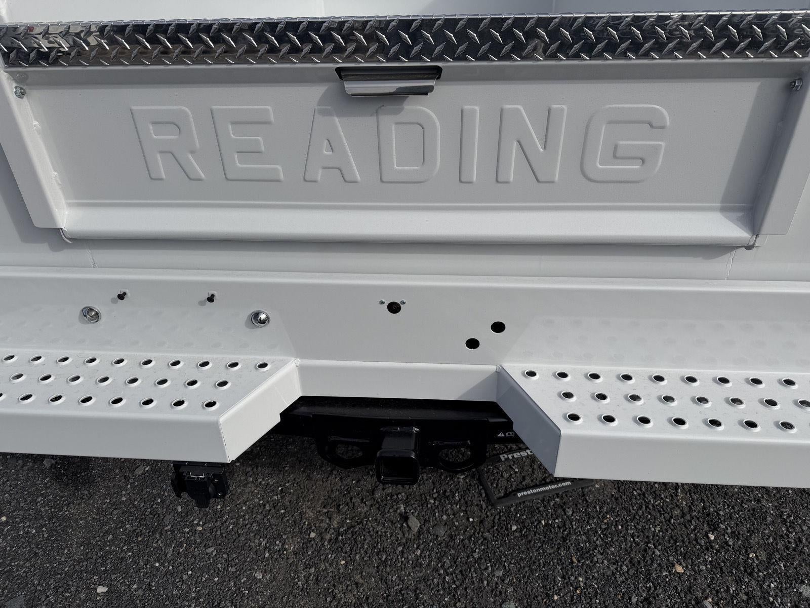 2026 Ford Super Duty F-250 SRW 8' READING CLASSIC II SERVICE BODY WITH C260 PACKAGE