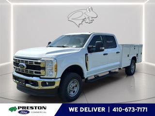 2026 Ford Super Duty F-350 SRW 9' KNAPHEIDE SERVICE BODY, CLASS V HITCH, SPRAY IN LINER, REMOTE LOCKS