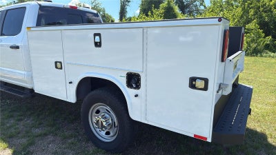 2026 Ford Super Duty F-350 SRW 9' KNAPHEIDE SERVICE BODY, CLASS V HITCH, SPRAY IN LINER, REMOTE LOCKS