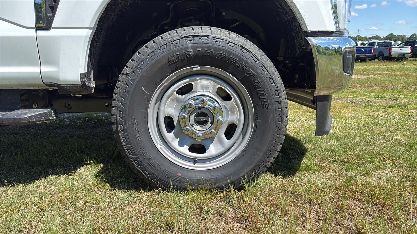 2026 Ford Super Duty F-350 SRW 9' KNAPHEIDE SERVICE BODY, CLASS V HITCH, SPRAY IN LINER, REMOTE LOCKS