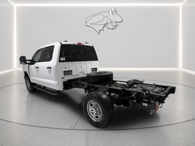 2026 Ford Super Duty F-350 SRW XL CHASSIS ONLY