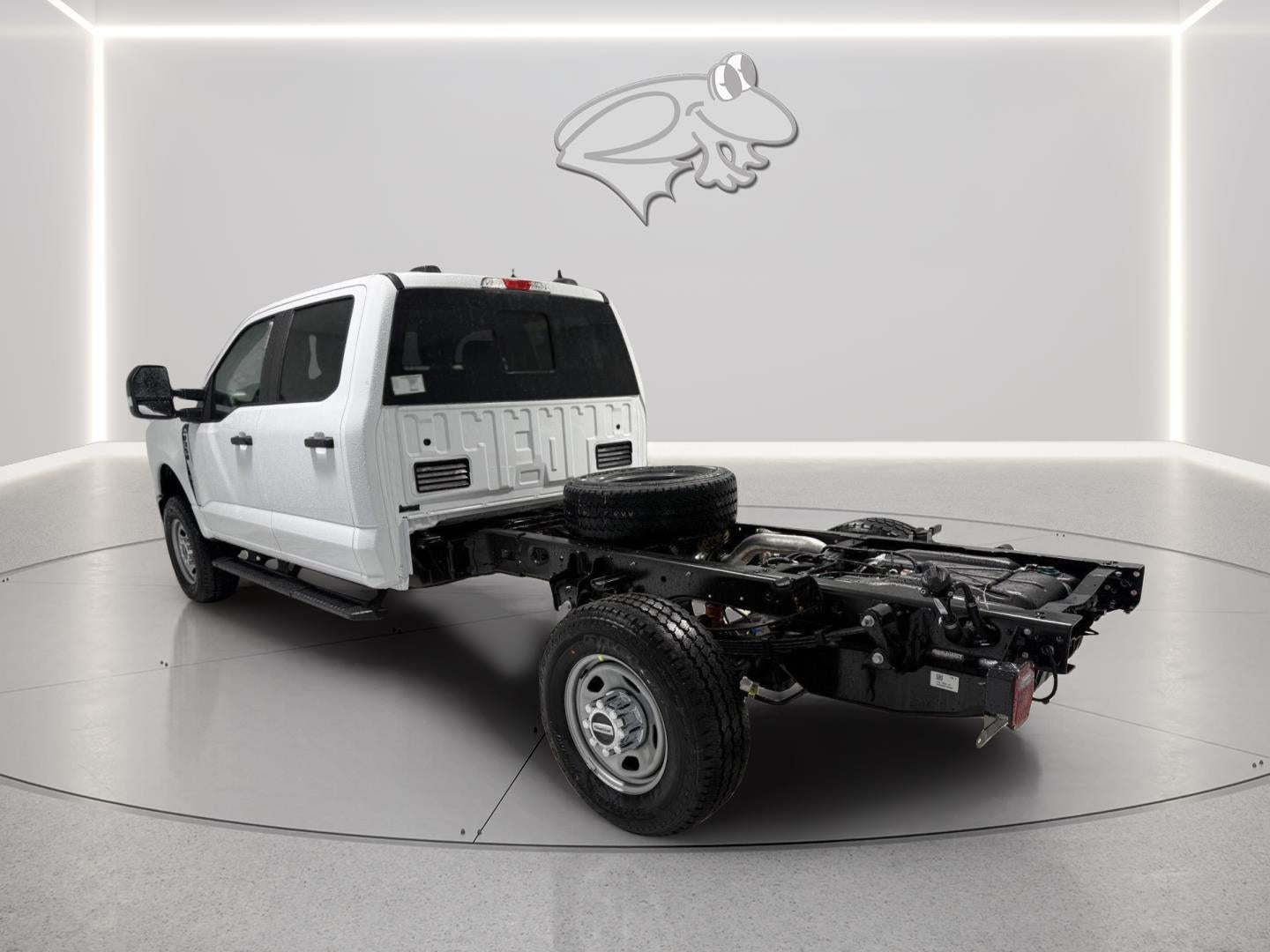 2026 Ford Super Duty F-350 SRW XL CHASSIS ONLY
