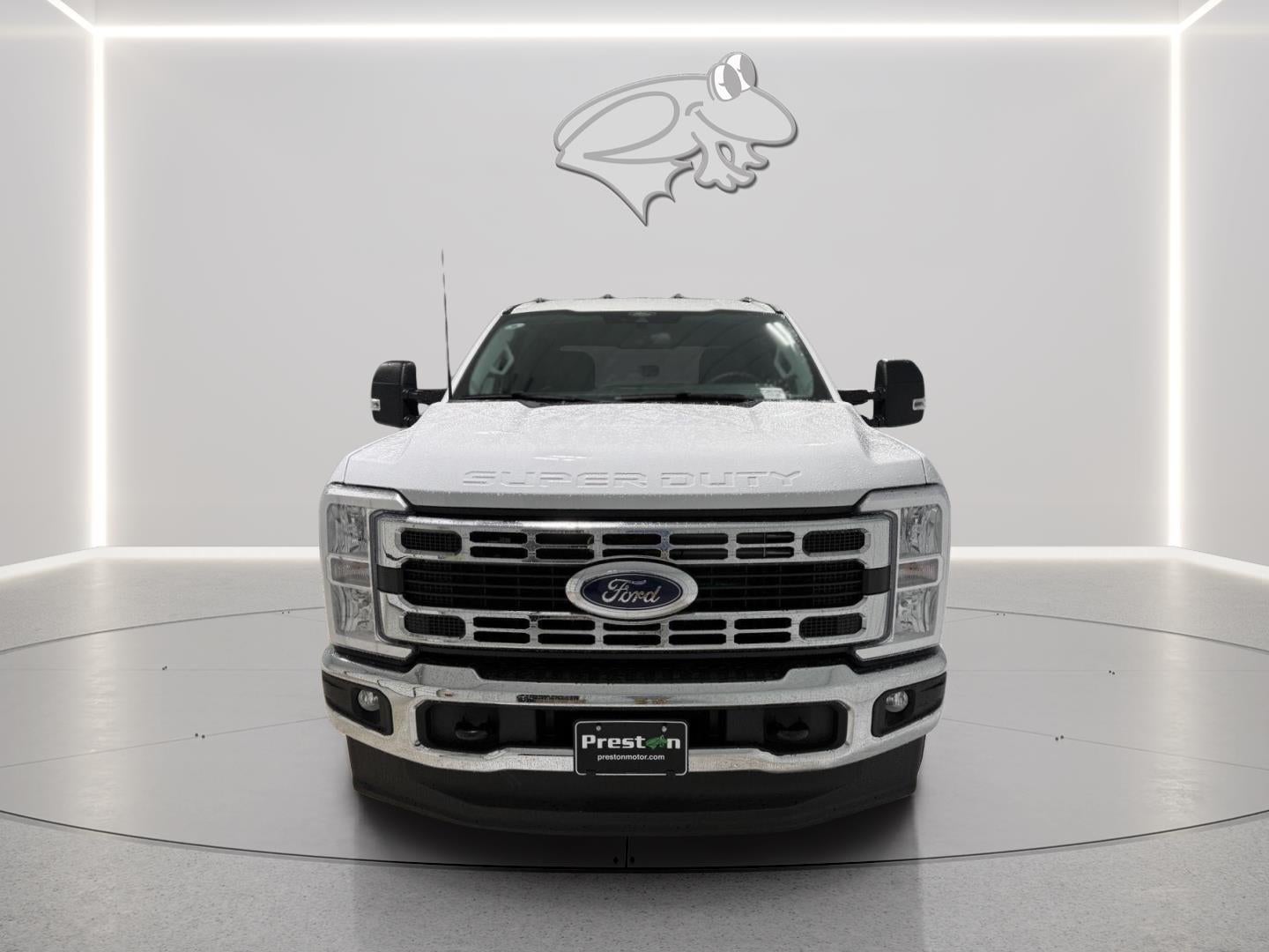 2026 Ford Super Duty F-350 SRW XL CHASSIS ONLY