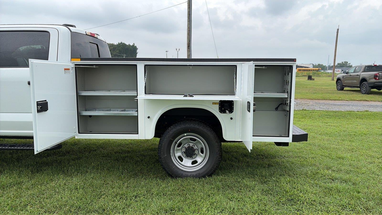 2026 Ford Super Duty F-350 SRW XL