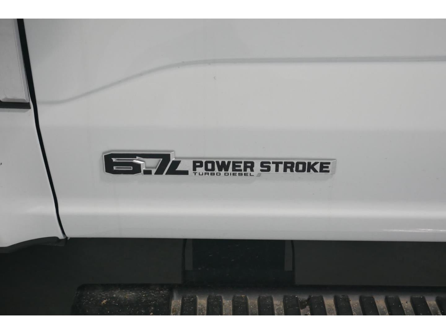 2025 Ford Super Duty F-350 9' KNAPHEIDE SERVICE BODY, REMOTE LOCKS & LIGHTS, SPRAY IN LINER, CLASS V HITCH