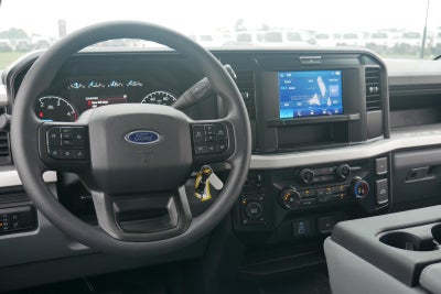 2025 Ford Chassis Cab XL