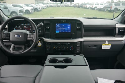 2025 Ford Chassis Cab XL