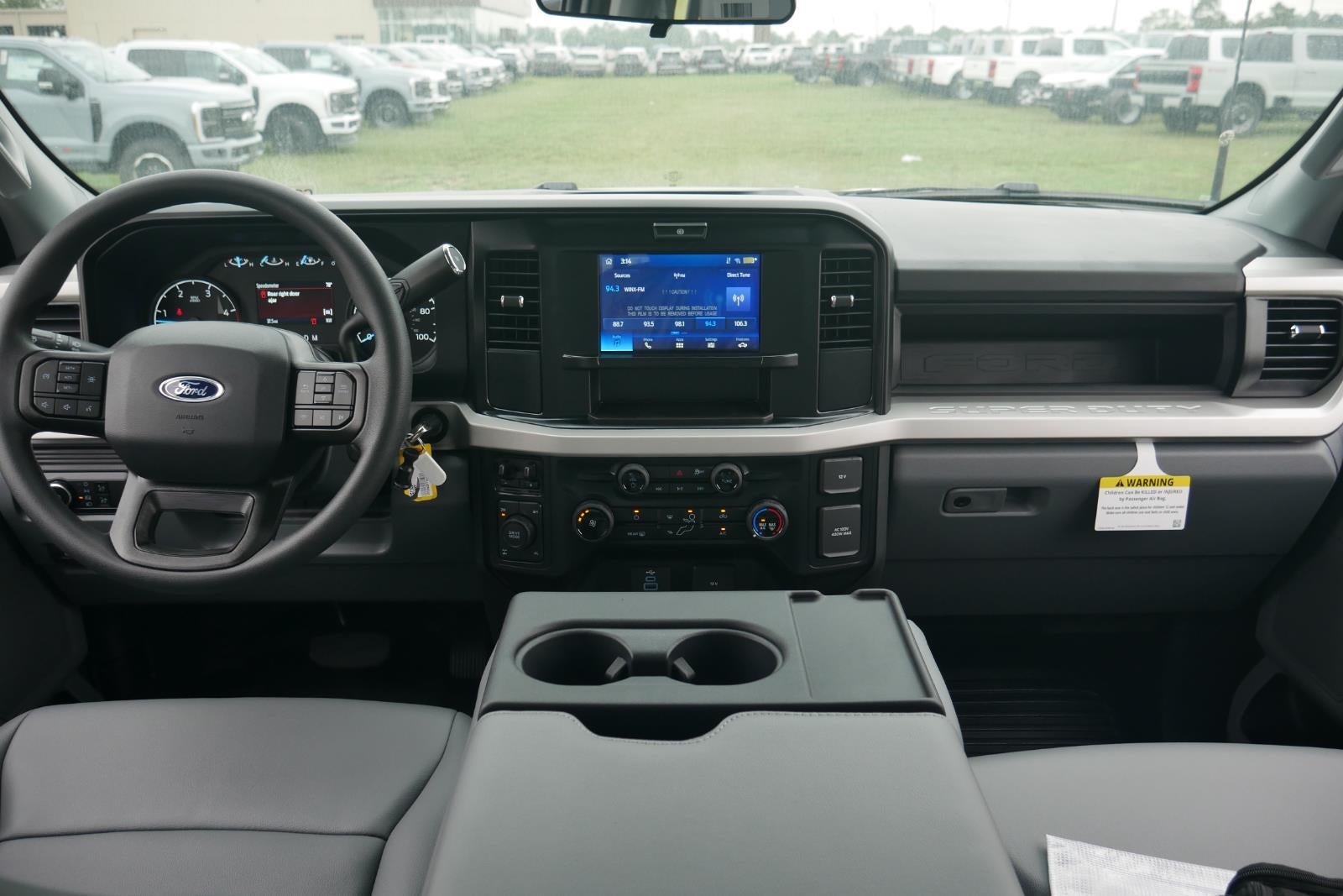 2025 Ford Chassis Cab XL