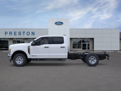 2025 Ford Chassis Cab XL