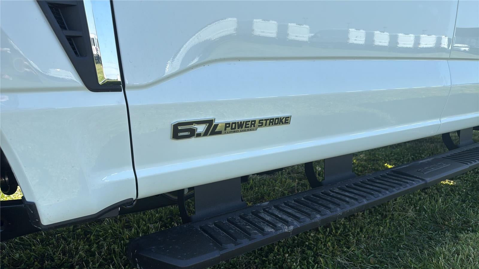 2026 Ford Super Duty F-350 DRW Lariat