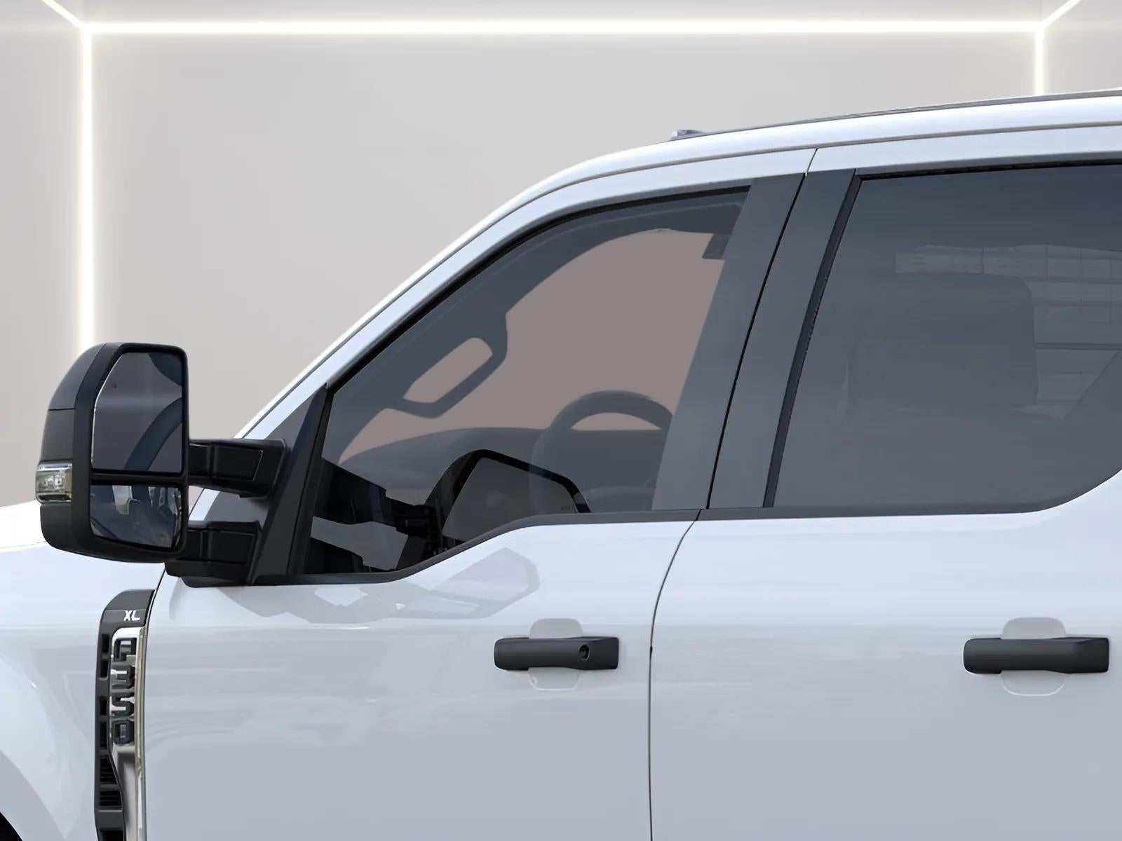 2026 Ford Super Duty F-350 DRW Lariat CHASSIS ONLY