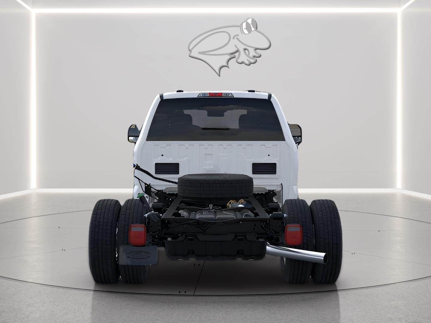 2026 Ford Super Duty F-350 DRW Lariat CHASSIS ONLY