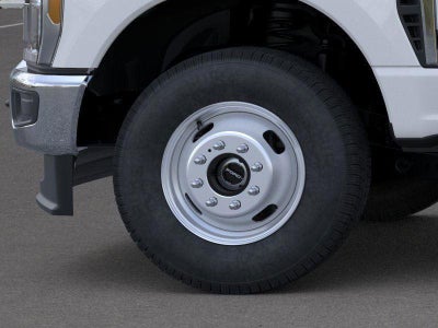 2026 Ford Super Duty F-350 DRW XL CHASSIS ONLY