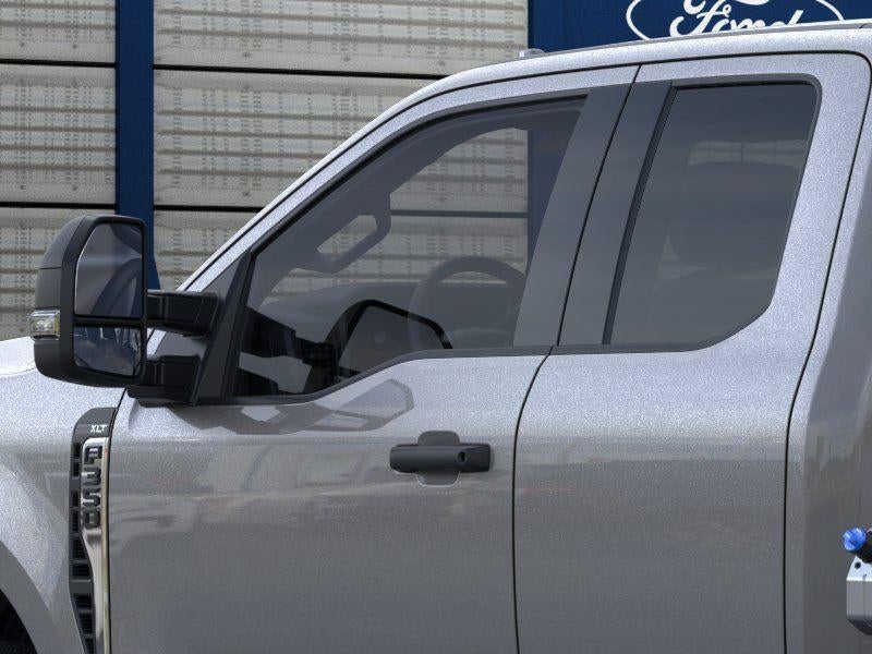 2026 Ford Super Duty F-350 DRW XLT