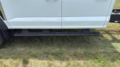 2026 Ford Super Duty F-450 DRW XL CHASSIS ONLY