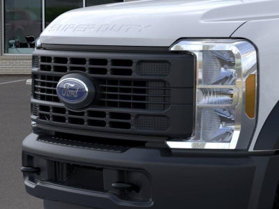 2026 Ford Super Duty F-450 DRW XL CHASSIS ONLY