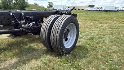 2026 Ford Super Duty F-450 DRW XL CHASSIS ONLY