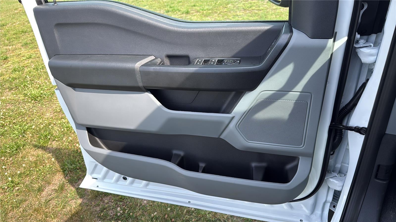 2026 Ford Super Duty F-450 DRW XL CHASSIS ONLY