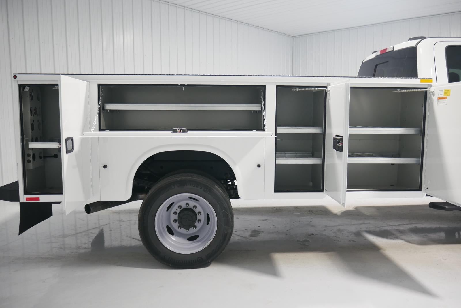 2026 Ford Chassis Cab XL