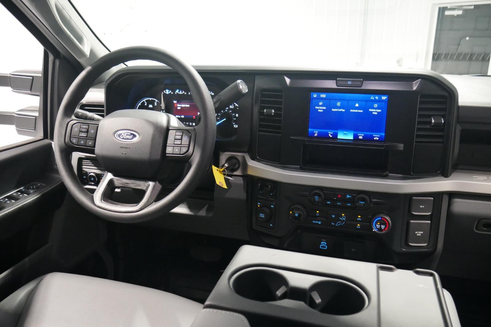 2026 Ford Chassis Cab XL