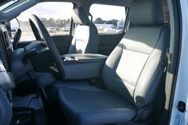 2025 Ford Super Duty F-450 DRW XL
