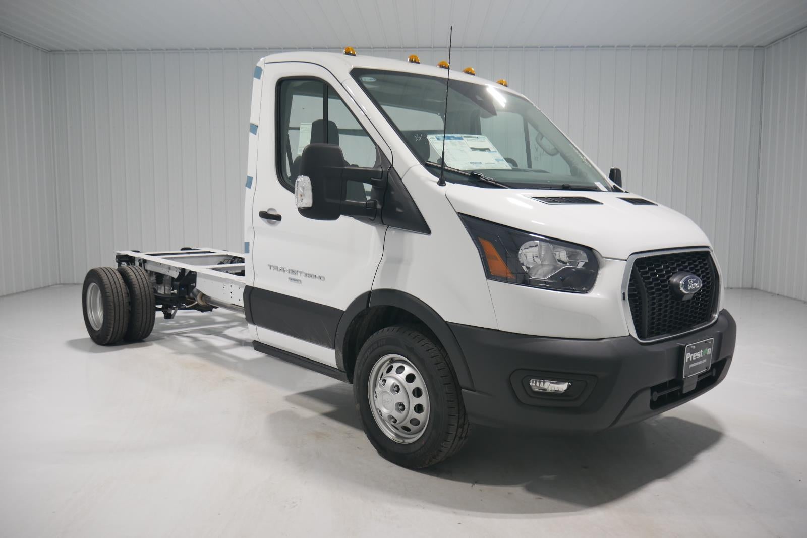2024 Ford Transit Chassis 14' DURACUBE ALUMINUM BODY ROLL UP DOOR