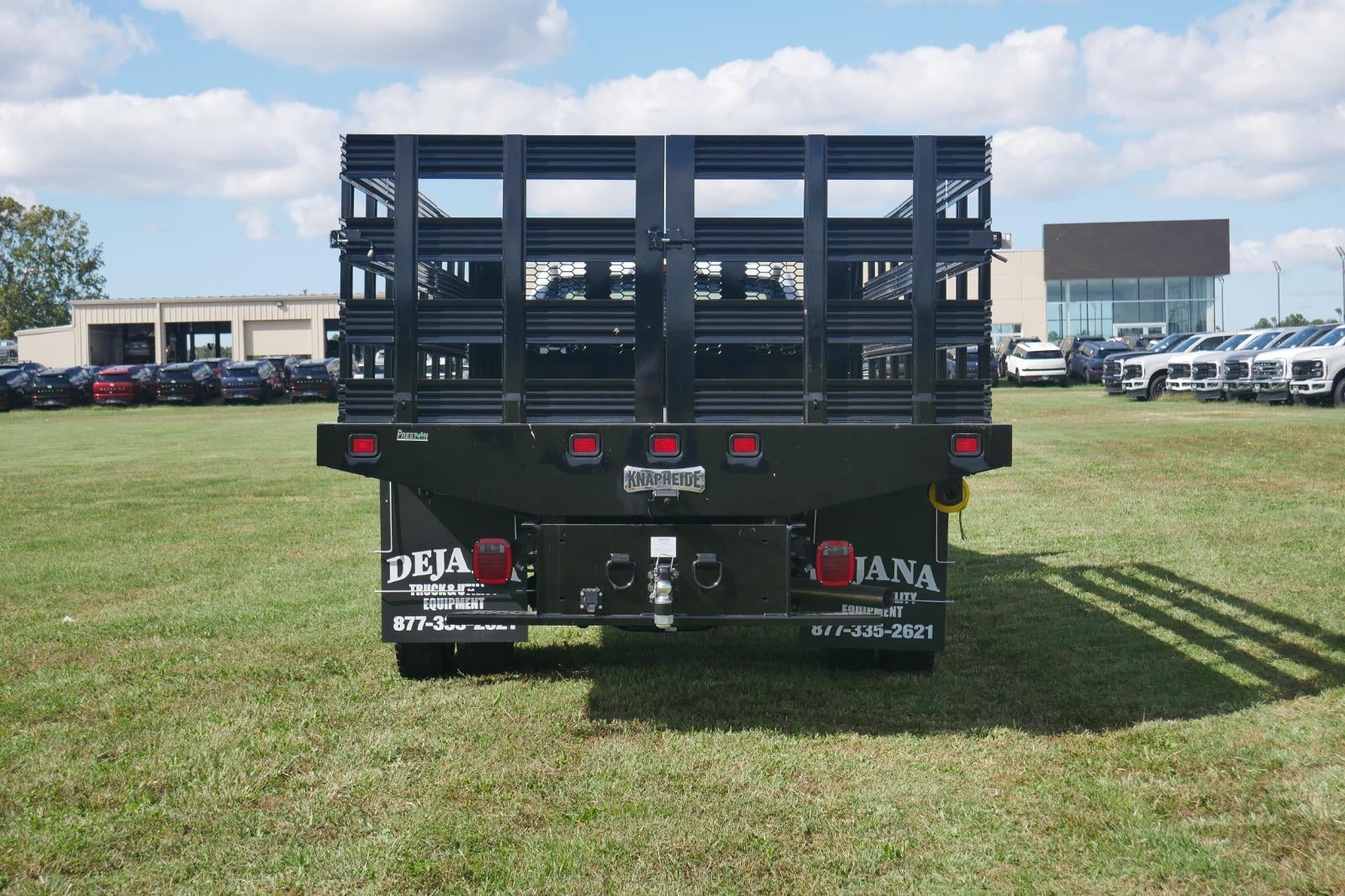 2025 Ford Super Duty F-550 DRW XL