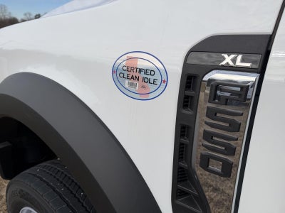 2025 Ford Super Duty F-550 DRW XL
