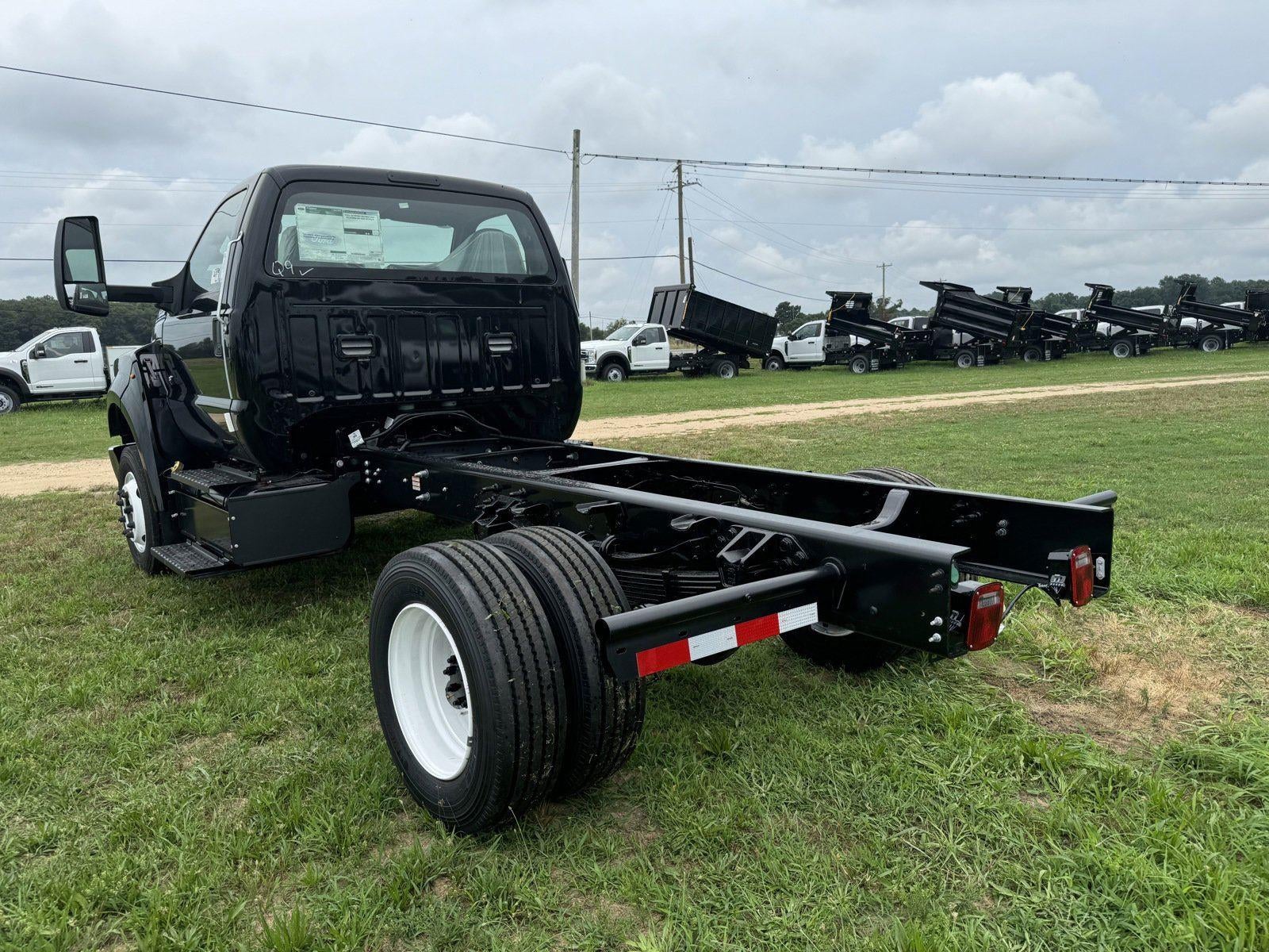 2025 Ford F-650 Straight Frame Gas F-650 SD Gas Straight Frame
