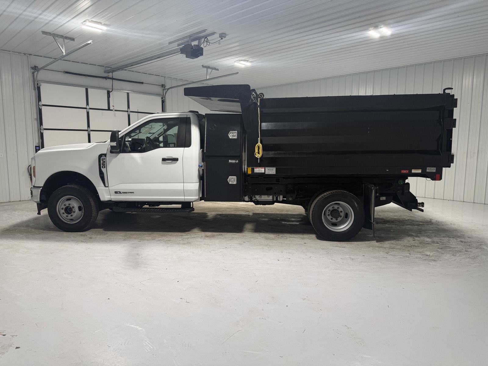 2024 Ford Super Duty F-350 DRW XL