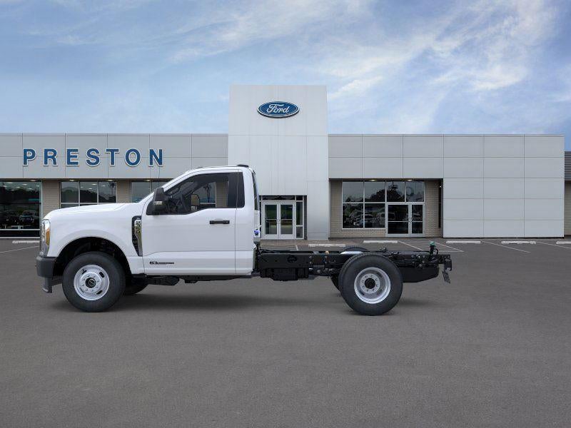 2026 Ford Chassis Cab XL