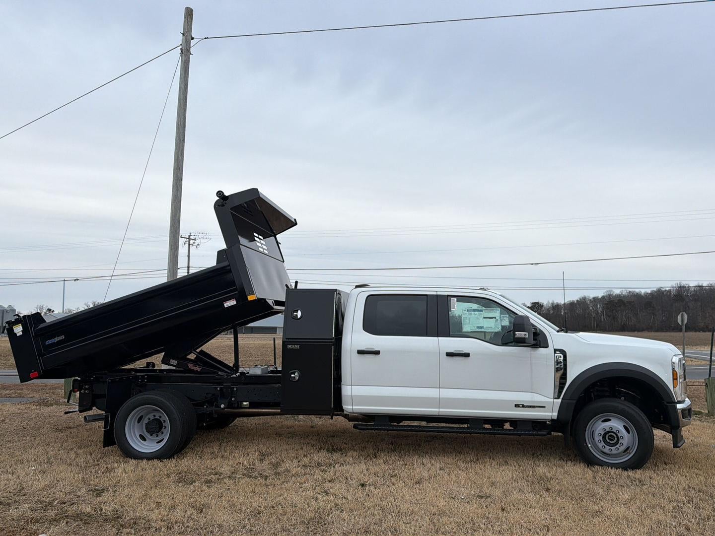 2026 Ford Chassis Cab XL