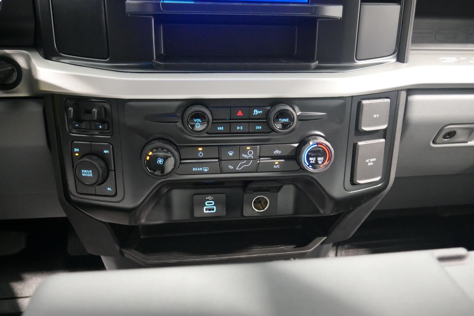 2026 Ford Chassis Cab XL