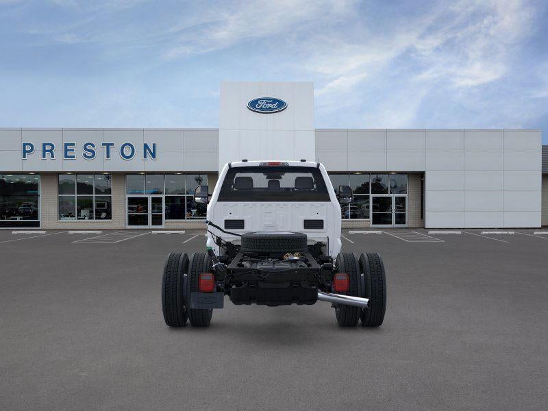 2025 Ford Chassis Cab XL