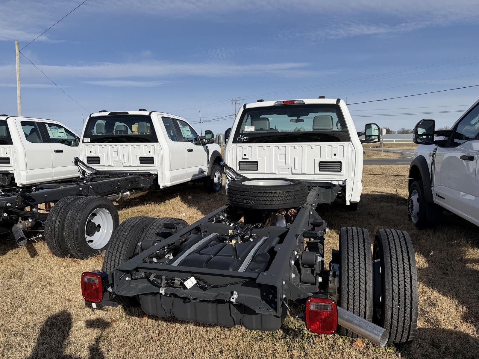 2025 Ford Chassis Cab XL