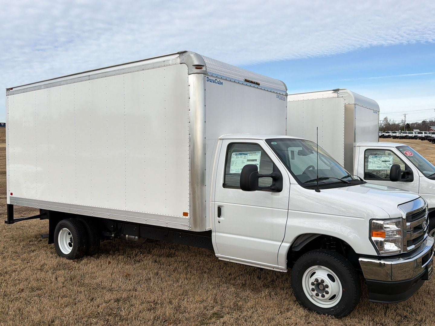 2026 Ford E-Series Cutaway E-350 16FT DURACUBE VAN BODY, ROLL UP DOOR