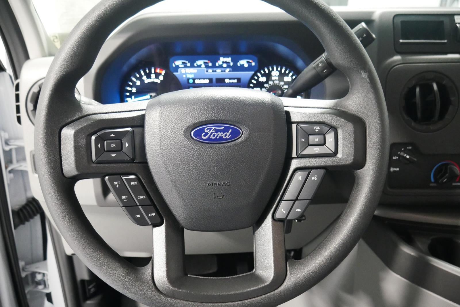 2026 Ford E-Series Cutaway E-350 10FT KNAPHEIDE KUV ENCLOSED SERVICE BODY, MASTER LOCK SYSTEM CLASS V HITCH 3 BOW LADDER RACK