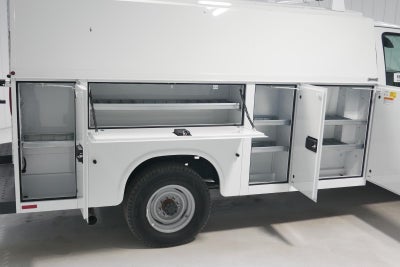 2026 Ford E-Series Cutaway E-350 10FT KNAPHEIDE KUV ENCLOSED SERVICE BODY, MASTER LOCK SYSTEM CLASS V HITCH 3 BOW LADDER RACK